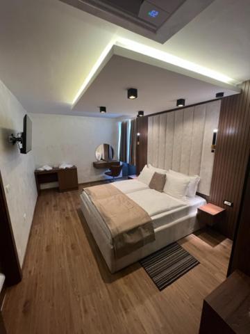 Hotel Palace San Valentino Умаг Екстер'єр фото